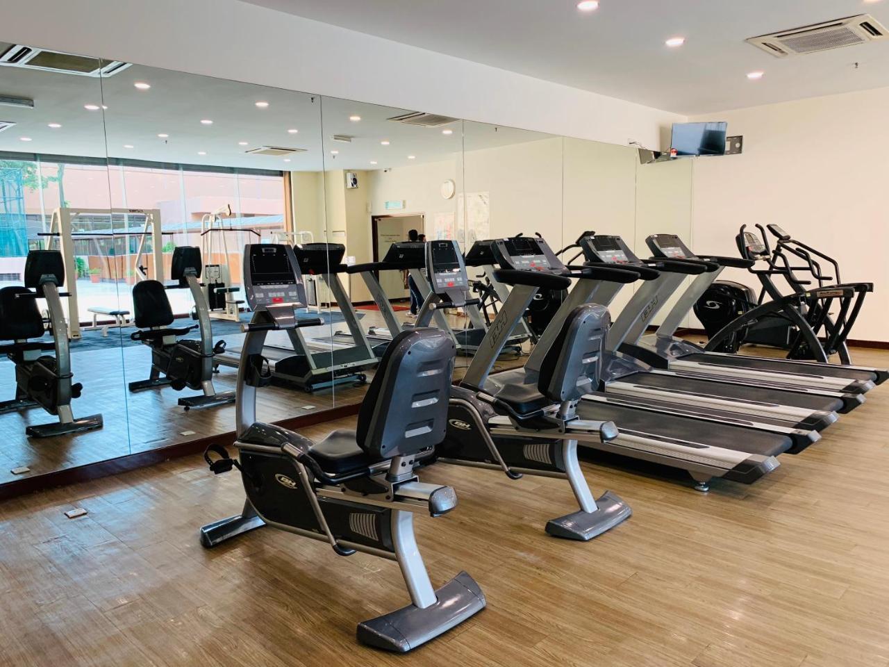 Queens Service Suites At Times Square Kl Куала Лумпур Екстериор снимка