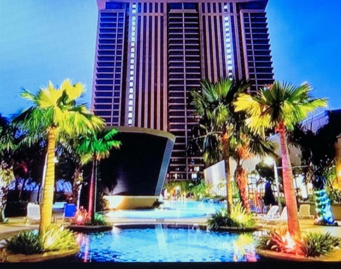 Queens Service Suites At Times Square Kl Куала Лумпур Екстериор снимка