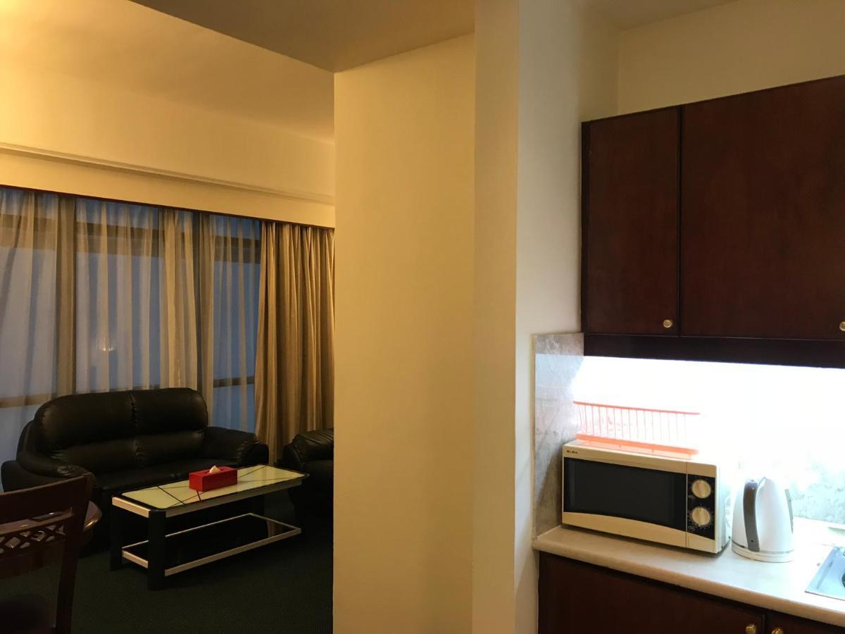 Queens Service Suites At Times Square Kl Куала Лумпур Екстериор снимка