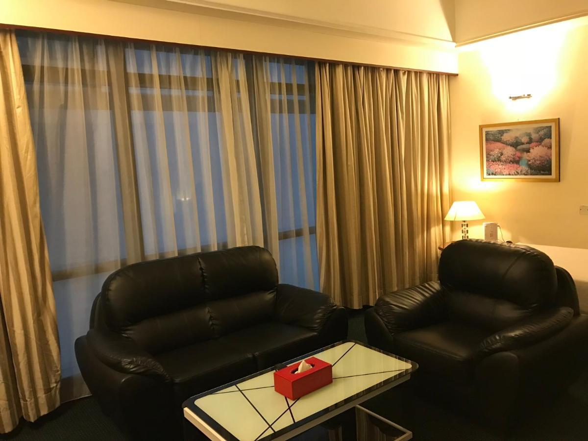 Queens Service Suites At Times Square Kl Куала Лумпур Екстериор снимка